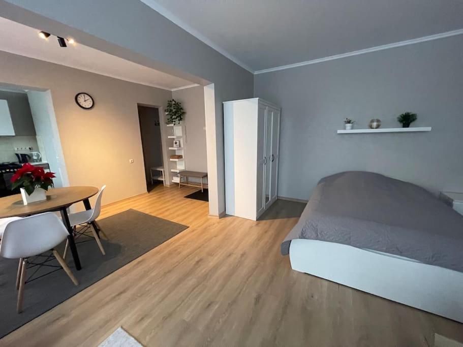 Cozy Apartment Close To Riga Airport Luaran gambar